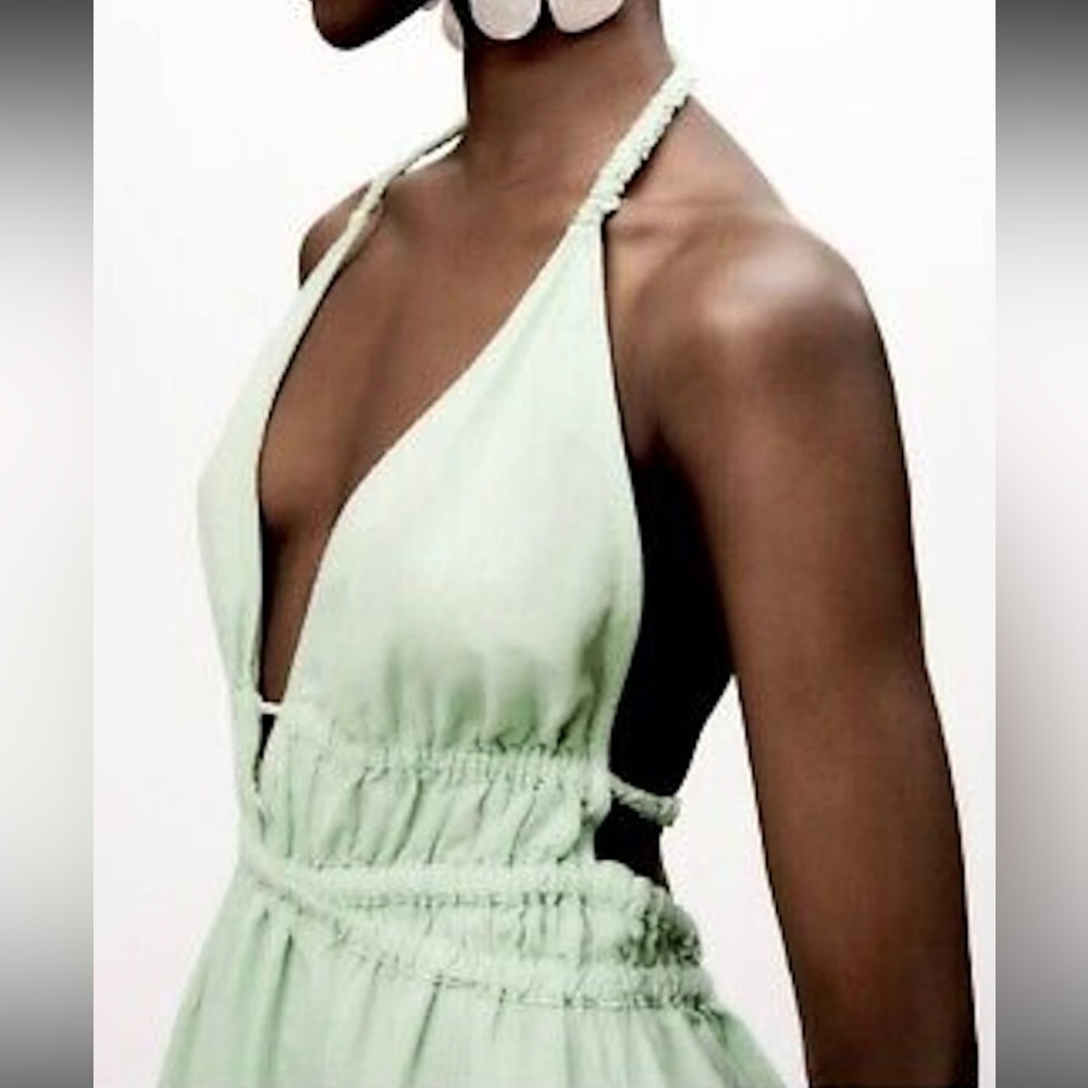 Zara limited edition linen blend midi dress with open back - Picture 2 of 9